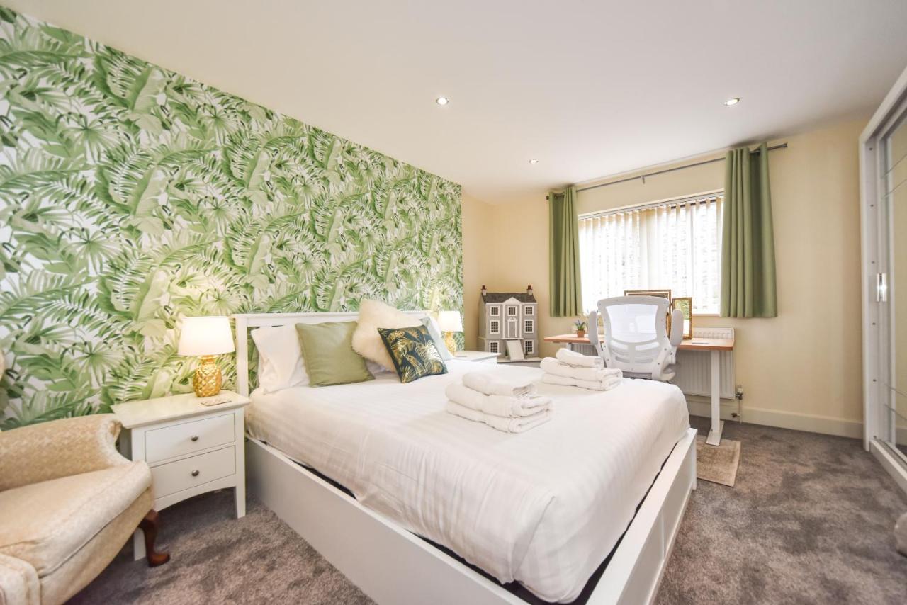 Coach House Mews Villa Матлок Екстериор снимка
