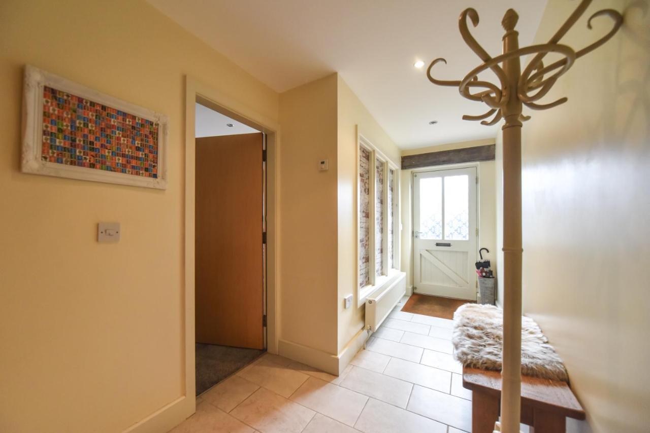 Coach House Mews Villa Матлок Екстериор снимка
